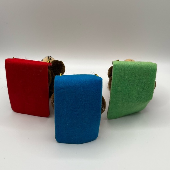 A&W Bear Ornaments Set - Picture 6 of 7